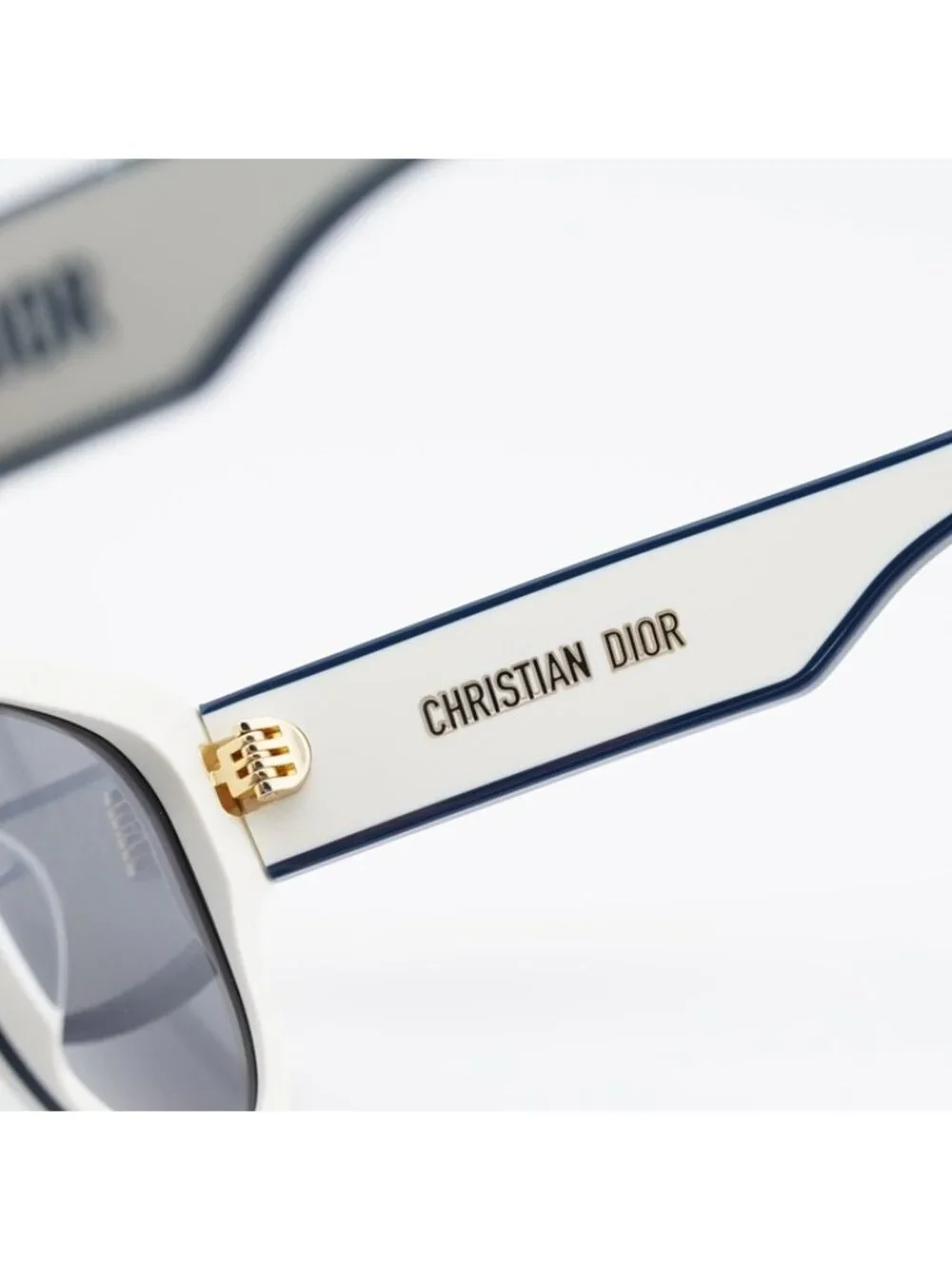 Dior DIORPACIFIC B2F 95A8 Sunglasses White/Blue Square Frame, Silver Lenses